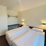 Thesdorfer Hof *