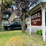 Thesdorfer Hof Hotell *