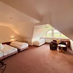 Thesdorfer Hof * Pinneberg