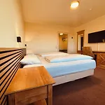 Hotell Thesdorfer Hof Pinneberg