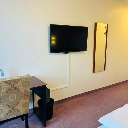 Thesdorfer Hof * Pinneberg