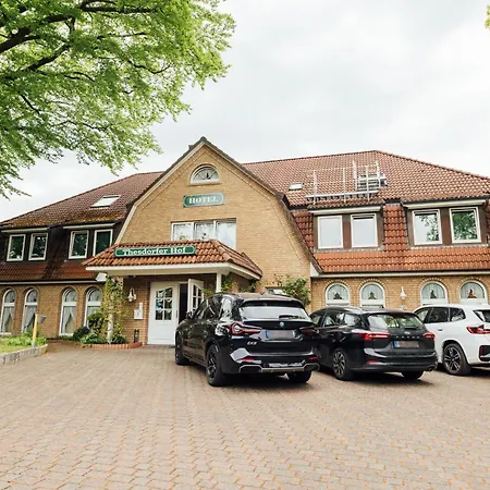 Thesdorfer Hof Hotel *