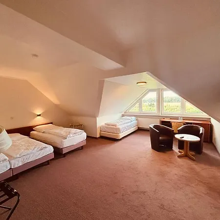 Thesdorfer Hof * Pinneberg