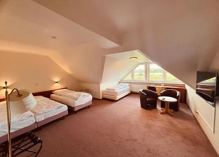Thesdorfer Hof * Pinneberg